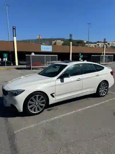 BMW 320 2016 - 19500 EUR, 94500 km - 94500km - foto 1 de 10