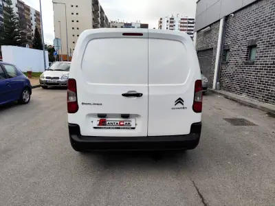 Citroën Berlingo 1.6 HDI ,3 Lug. Longa , Iva dedutivel 2019 - 13480 EUR, 182000 km - AUTO.MOTO.pt - 182000km - foto 23 de 28