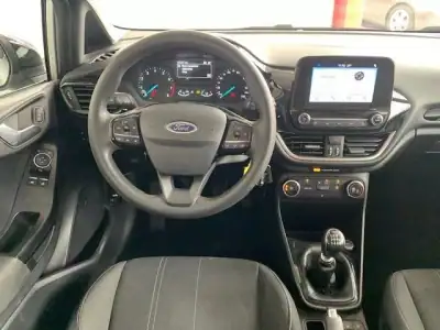 Ford Fiesta 2018 - 12500 EUR, 180000 km - AUTO.MOTO.pt - 180000km - foto 16 de 16