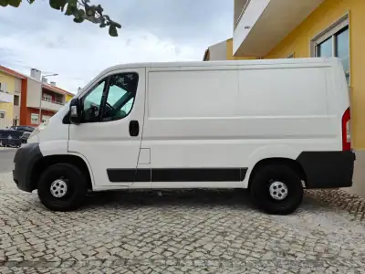 Peugeot BOXER 2.2 HDI FIBRADA L2H2 PREMIUM 2012 - 7990 EUR, 271750 km - AUTO.MOTO.pt - 271750km - foto 4 de 14
