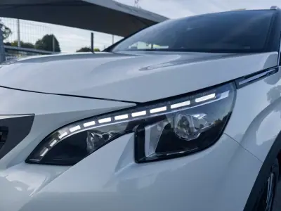 Peugeot 3008 2017 — foto 4 de 52