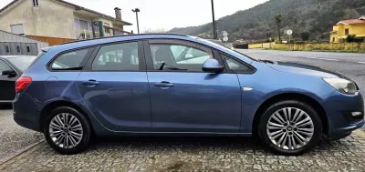 Opel Astra Sports Tourer 2015 - 8999 EUR, 250000 km - AUTO.MOTO.pt - 250000km - foto 22 de 24