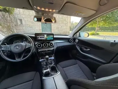 Mercedes-Benz C 220 2014 - 17999 EUR, 220000 km - AUTO.MOTO.pt - 220000km - foto 14 de 33