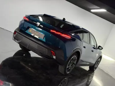 Peugeot 408 2022 - 28990 EUR, 46900 km - AUTO.MOTO.pt - 46900km - foto 13 de 30