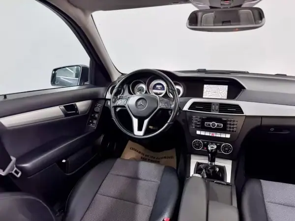 Mercedes-Benz C 220 2013 - 13750 EUR, 177000 km - AUTO.MOTO.pt - 177000km - foto 28 de 54