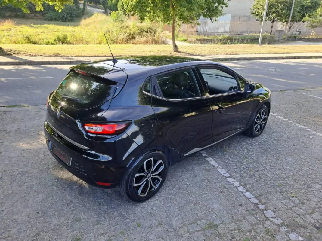 Renault Clio 2019 - 11990 EUR, 89000 km - 89000km - foto 6 de 12