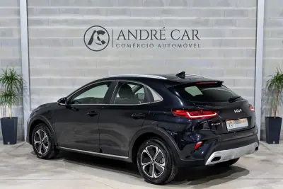 Kia XCeed 2022 - 22450 EUR, 23900 km - AUTO.MOTO.pt - 23900km - foto 7 de 42