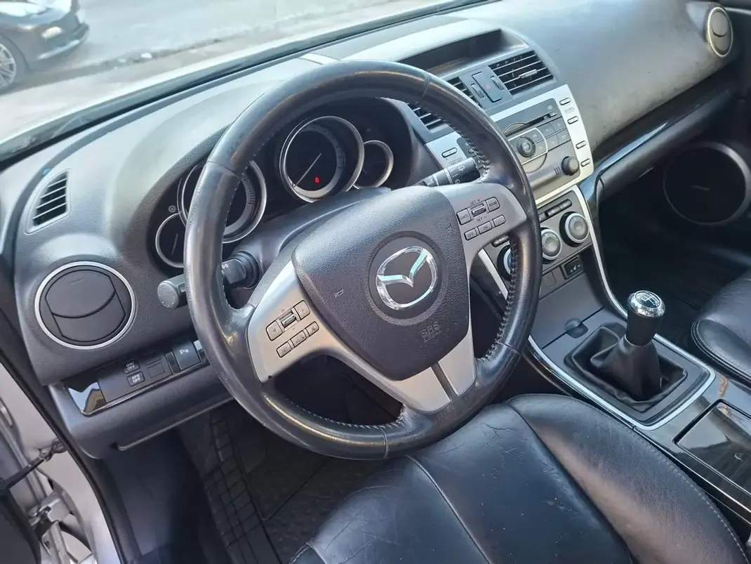 Mazda 6 2009 - 6900 EUR, 230000 km - 230000km - foto 19 de 34