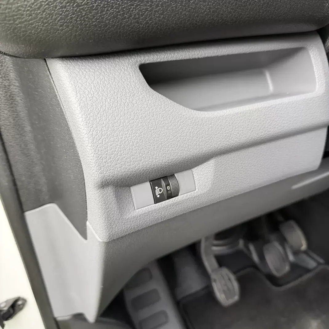 Peugeot Expert 2016 - 12990 EUR, 180000 km - AUTO.MOTO.pt - 180000km - foto 15 de 27