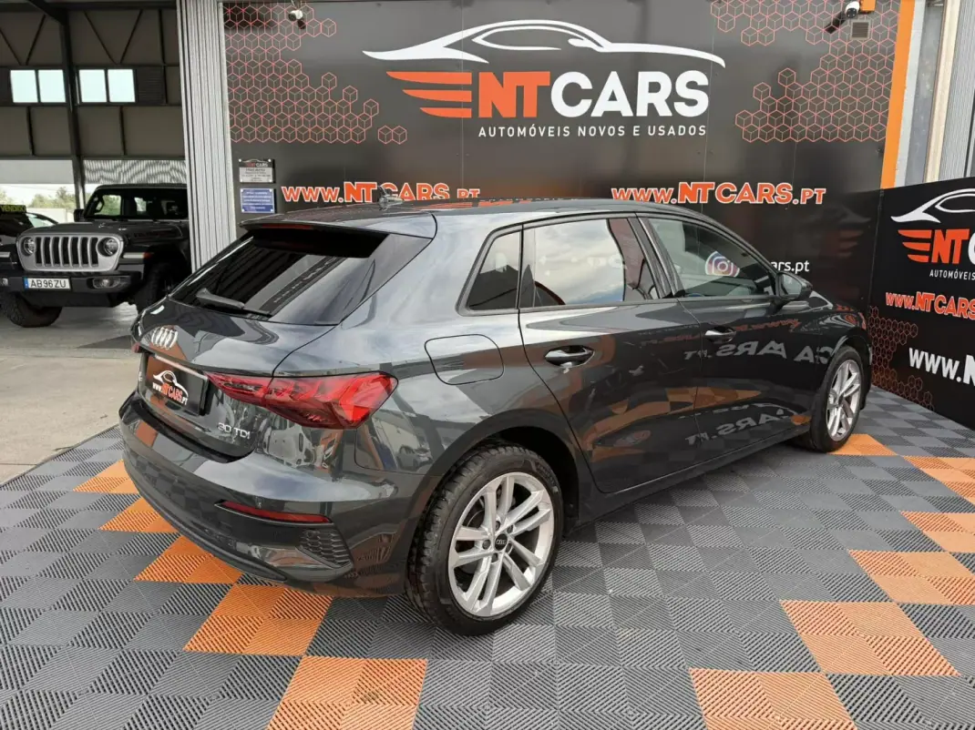 Audi A3 Sportback 2023 - 26900 EUR, 123772 km - AUTO.MOTO.pt - 123772km - foto 2 de 18