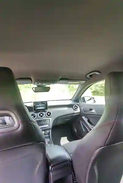 Mercedes-Benz A 180 2016 - 15500 EUR, 184000 km - 184000km - foto 8 de 15