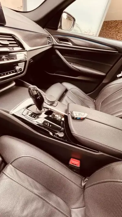 BMW 530e 2021 - 38750 EUR, 118296 km - AUTO.MOTO.pt - 118296km - foto 24 de 31