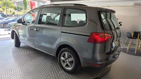 SEAT Alhambra 2011 - 11750 EUR, 235491 km - 235491km - foto 20 de 54