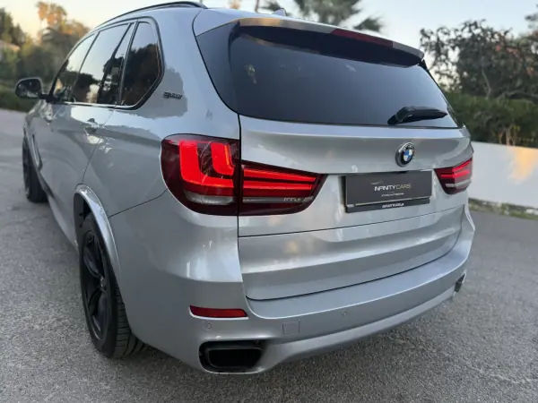BMW X5 2017 - 33999 EUR, 170000 km - AUTO.MOTO.pt - 170000km - foto 8 de 19