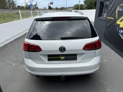 Volkswagen Golf 2015 - 8990 EUR, 290000 km - AUTO.MOTO.pt - 290000km - foto 5 de 17