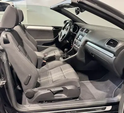 Volkswagen Golf Cabriolet 2015 - 12900 EUR, 177200 km - 177200km - foto 38 de 49