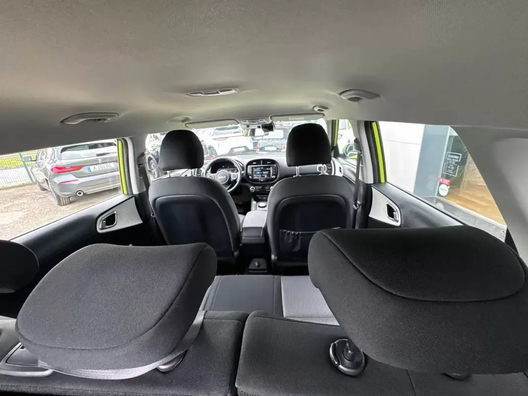 Kia e-Soul 2021 - 15900 EUR, 69728 km - AUTO.MOTO.pt - 69728km - foto 30 de 30