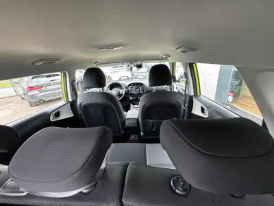 Kia e-Soul 2021 - 15900 EUR, 69728 km - AUTO.MOTO.pt - 69728km - foto 30 de 30