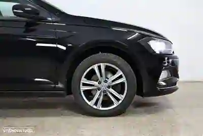 Volkswagen Polo 2018 — foto 5 de 7
