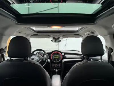 MINI 5 Portas 2016 - 15890 EUR, 167000 km - AUTO.MOTO.pt - 167000km - foto 17 de 34