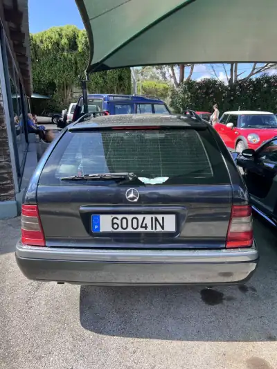 Mercedes-Benz C 180 1996 - 3500 EUR, 240000 km - AUTO.MOTO.pt - 240000km - foto 5 de 7