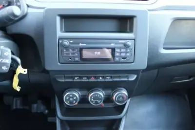 Renault Express 2023 - 16900 EUR, 61156 km - 61156km - foto 9 de 15