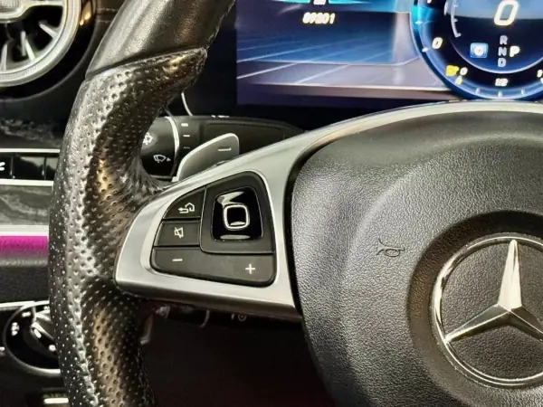 Mercedes-Benz E 220 2019 - 36750 EUR, 89000 km - AUTO.MOTO.pt - 89000km - foto 34 de 60