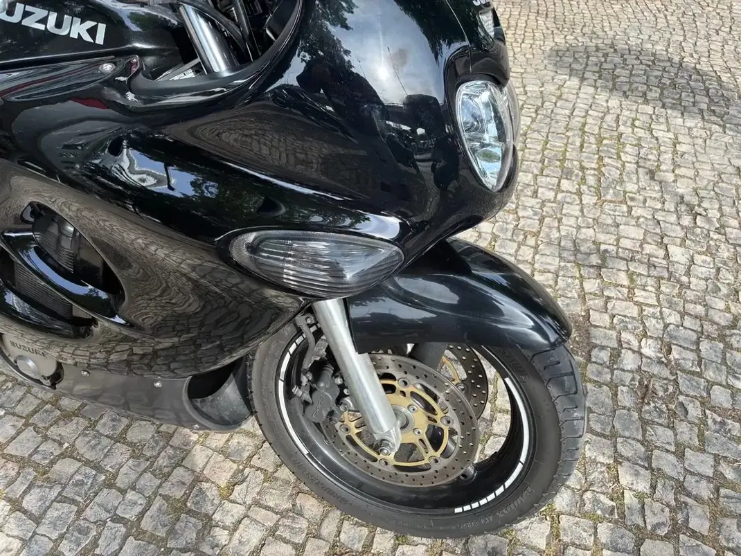 Suzuki GSX 1250FA 2000 - 1900 EUR, 41199 km - AUTO.MOTO.pt - 41199km - foto 10 de 18