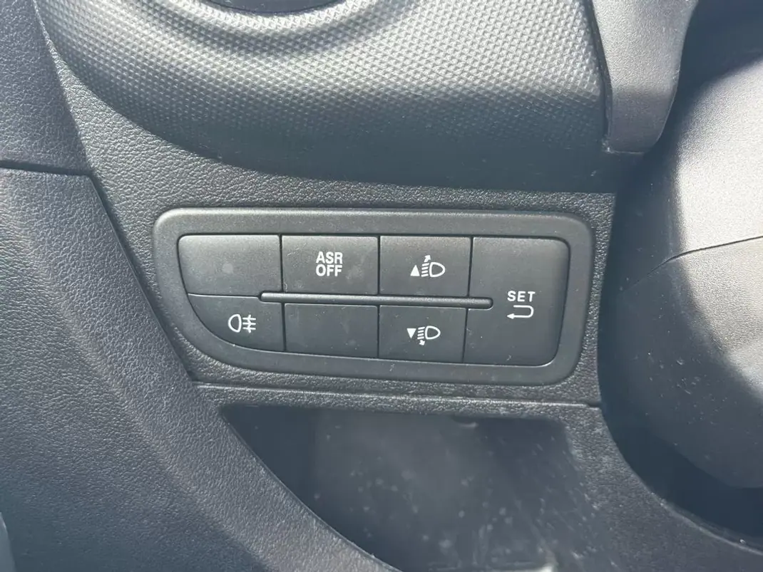 Fiat FIORINO C/IVA AC PORTA LATERAL 2019 - 7950 EUR, 179990 km - AUTO.MOTO.pt - 179990km - foto 13 de 18