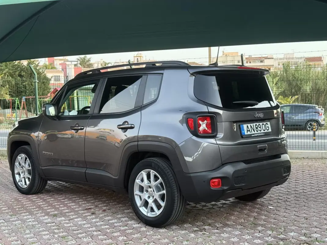 Jeep Renegade 2022 - 20300 EUR, 55484 km - AUTO.MOTO.pt - 55484km - foto 3 de 15