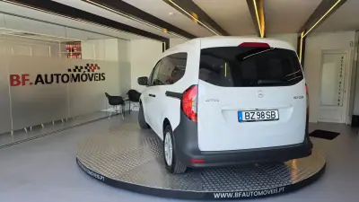 Mercedes-Benz Citan 2025 - 24950 EUR, 10603 km - AUTO.MOTO.pt - 10603km - foto 15 de 50