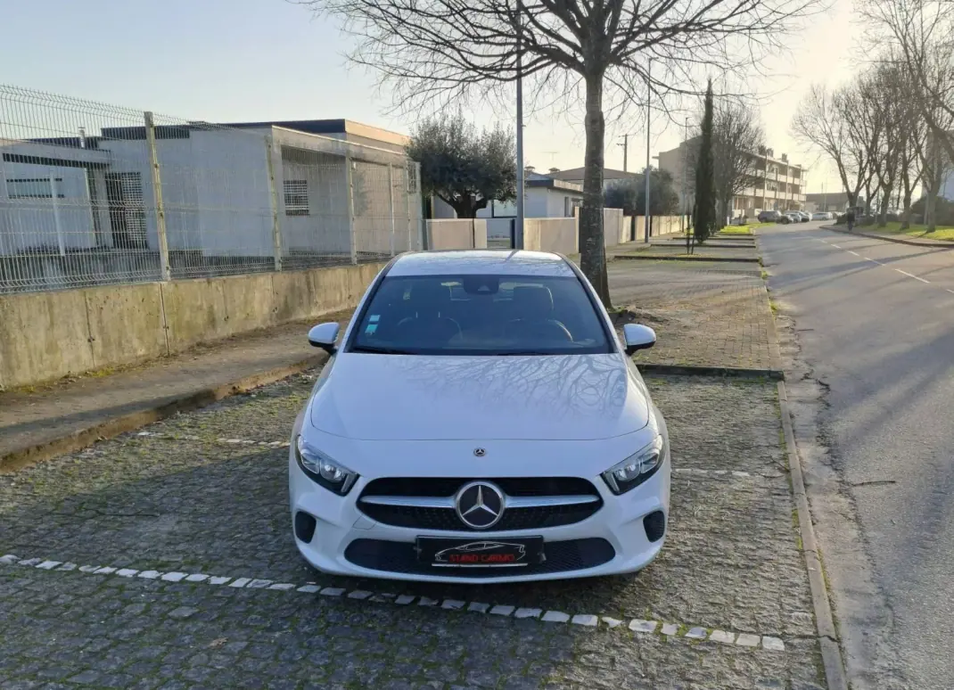 Mercedes-Benz A 180 2019 - 20990 EUR, 179000 km - AUTO.MOTO.pt - 179000km - foto 2 de 13