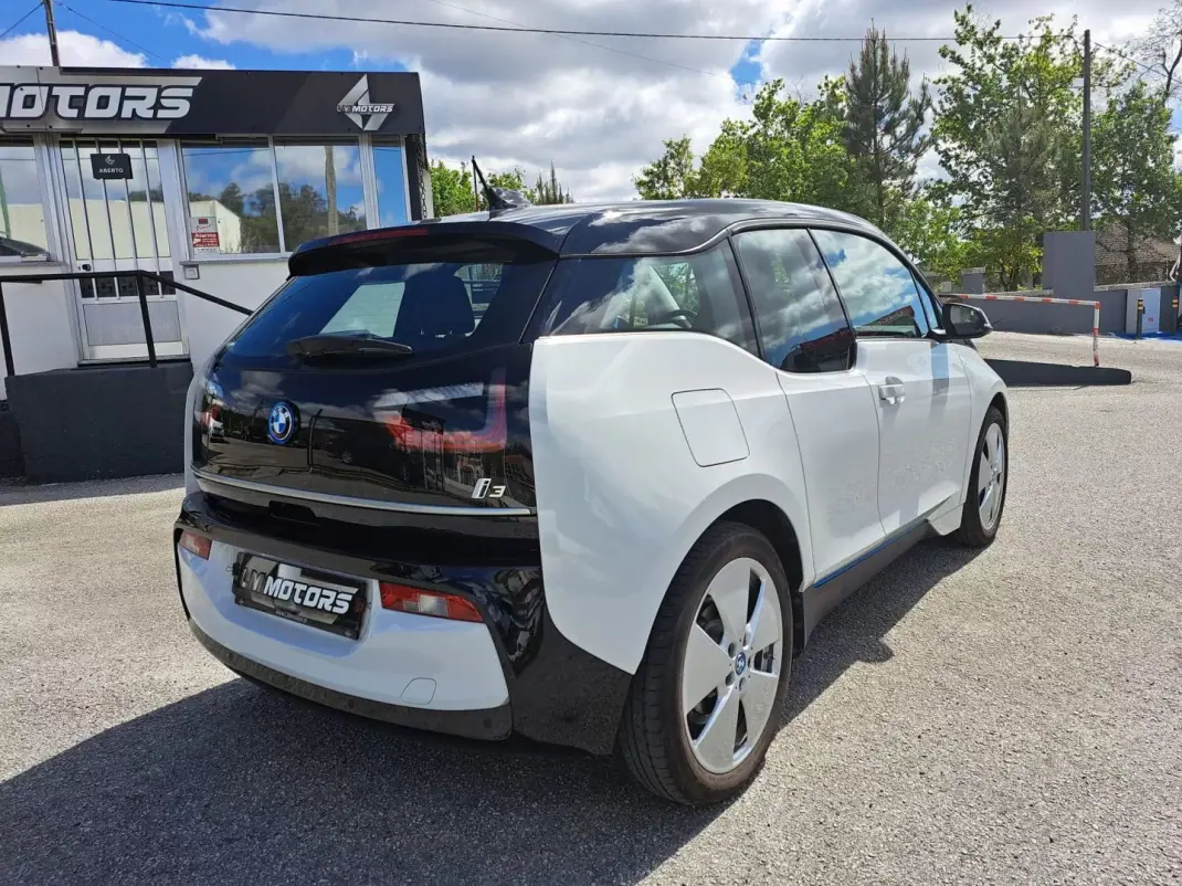 BMW i3 2019 - 28500 EUR, 89000 km - AUTO.MOTO.pt - 89000km - foto 7 de 45
