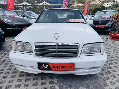 Mercedes-Benz C 200 1998 - 4500 EUR, 363710 km - AUTO.MOTO.pt - 363710km - foto 2 de 12