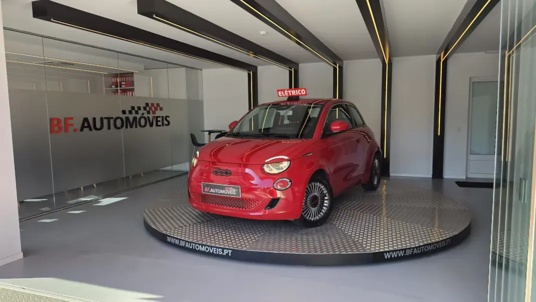Fiat 500e 2023 - 16500 EUR, 19050 km - 19050km - foto 12 de 54