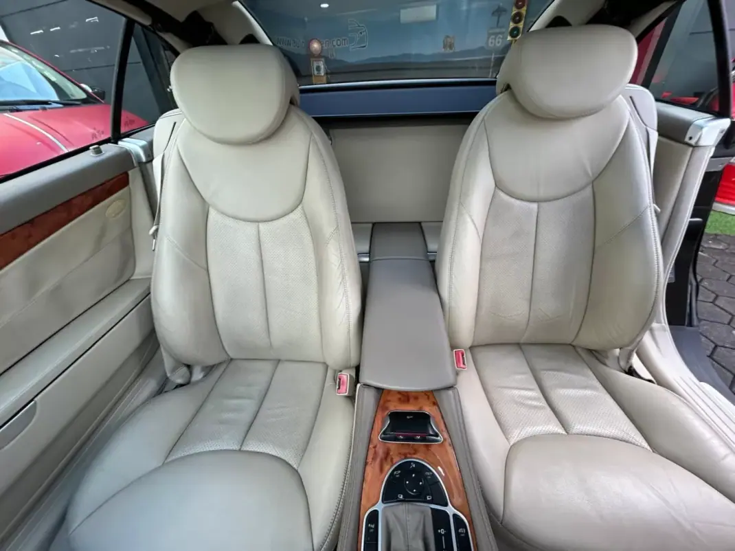 Mercedes-Benz SL 350 2003 - 27500 EUR, 123103 km - AUTO.MOTO.pt - 123103km - foto 18 de 29