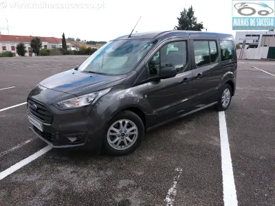 Ford Tourneo Connect 2020 - 19980 EUR, 108000 km - AUTO.MOTO.pt - 108000km - foto 25 de 31