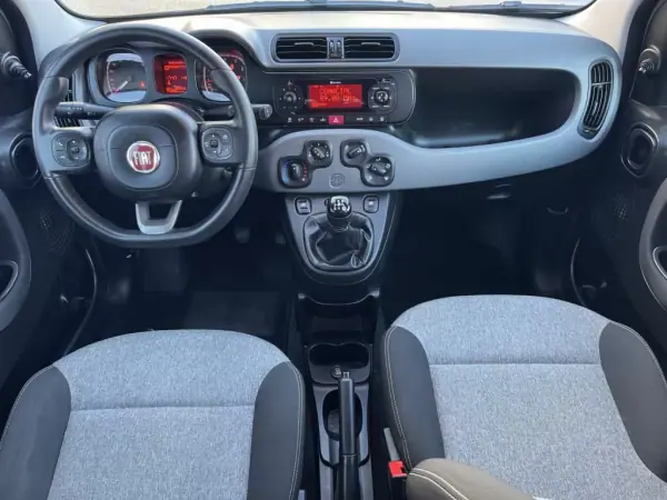 Fiat Panda 2021 - 11490 EUR, 65600 km - AUTO.MOTO.pt - 65600km - foto 7 de 15
