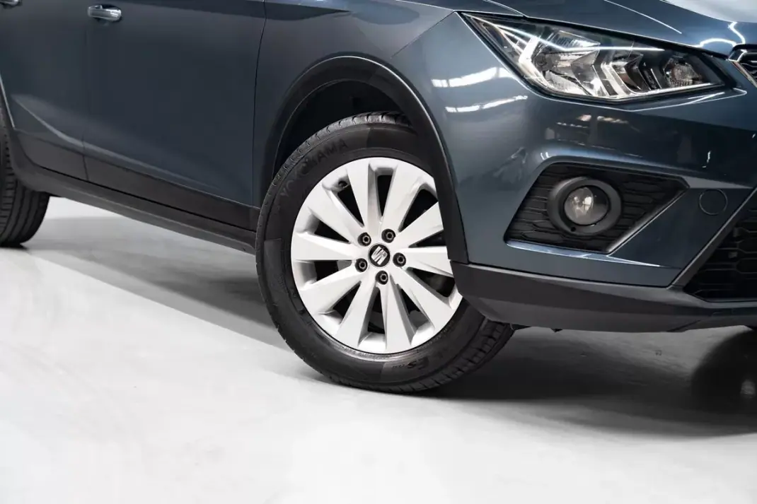 SEAT Arona 2021 - 13500 EUR, 55000 km - AUTO.MOTO.pt - 55000km - foto 4 de 36