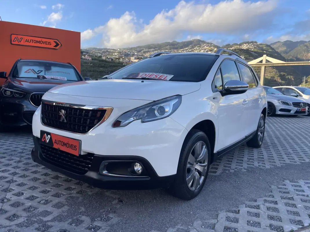Peugeot 2008 2017 - 11950 EUR, 161968 km - AUTO.MOTO.pt - 161968km - foto 3 de 12