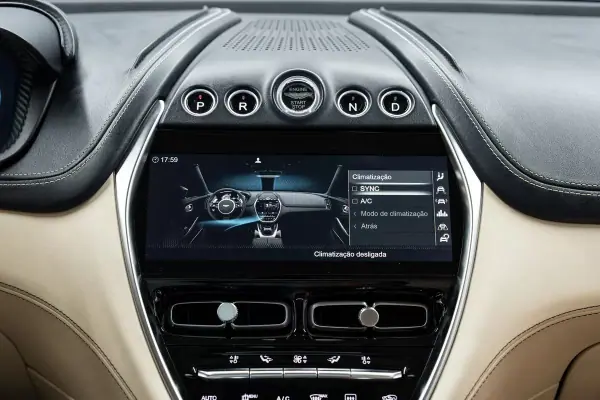 Aston Martin DBX 2020 - 149950 EUR, 55000 km - AUTO.MOTO.pt - 55000km - foto 40 de 53