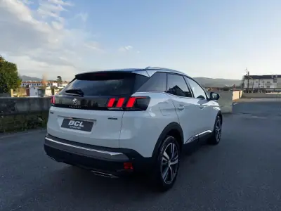 Peugeot 3008 2017 - 18990 EUR, 164000 km - AUTO.MOTO.pt - 164000km - foto 7 de 41