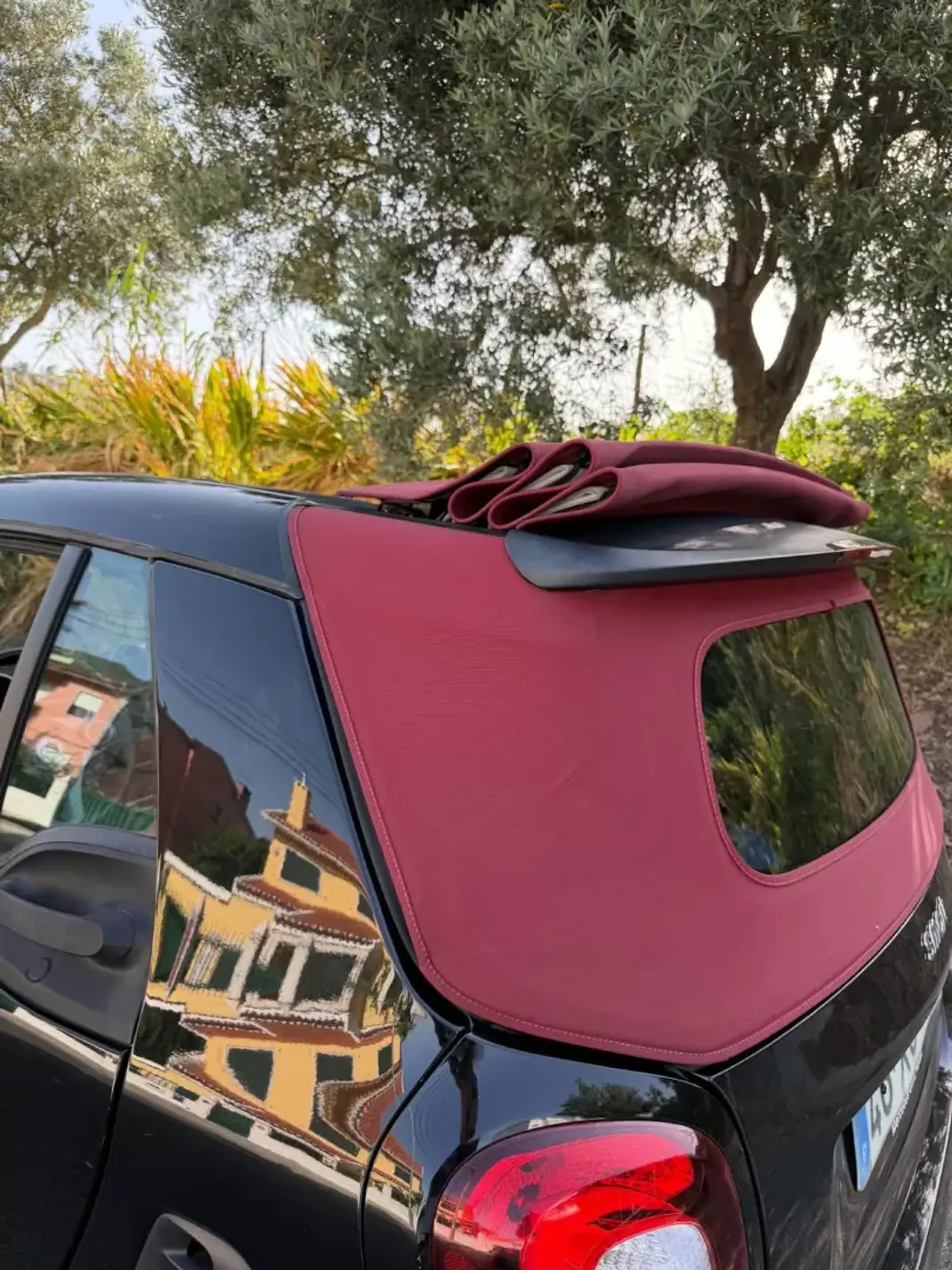 Smart Fortwo Cabrio 2019 - 14980 EUR, 70000 km - AUTO.MOTO.pt - 70000km - foto 5 de 8