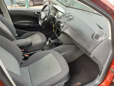 SEAT Ibiza 2009 - 5950 EUR, 160333 km - AUTO.MOTO.pt - 160333km - foto 23 de 25