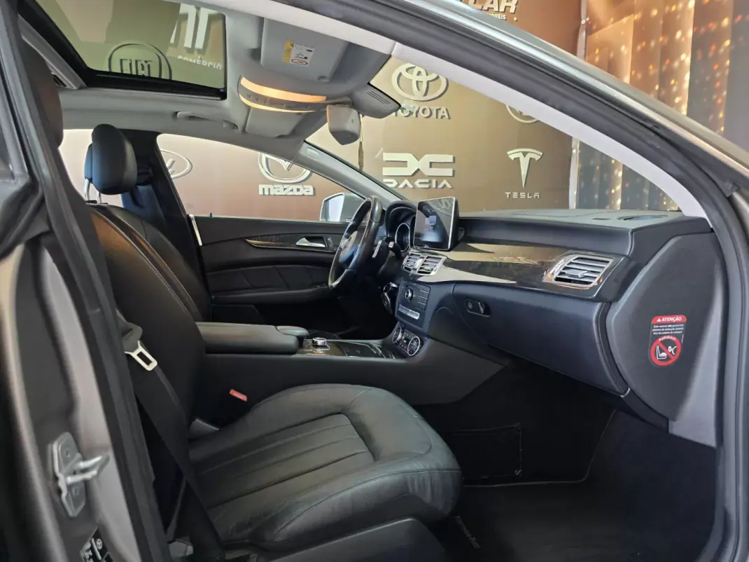 Mercedes-Benz CLS 350 2015 - 27900 EUR, 192000 km - AUTO.MOTO.pt - 192000km - foto 14 de 16