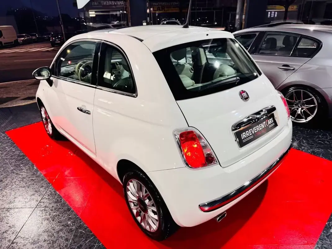 Fiat 500 2015 - 10900 EUR, 127625 km - AUTO.MOTO.pt - 127625km - foto 6 de 29