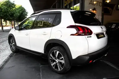 Peugeot 2008 2018 - 11890 EUR, 60033 km - AUTO.MOTO.pt - 60033km - foto 3 de 41