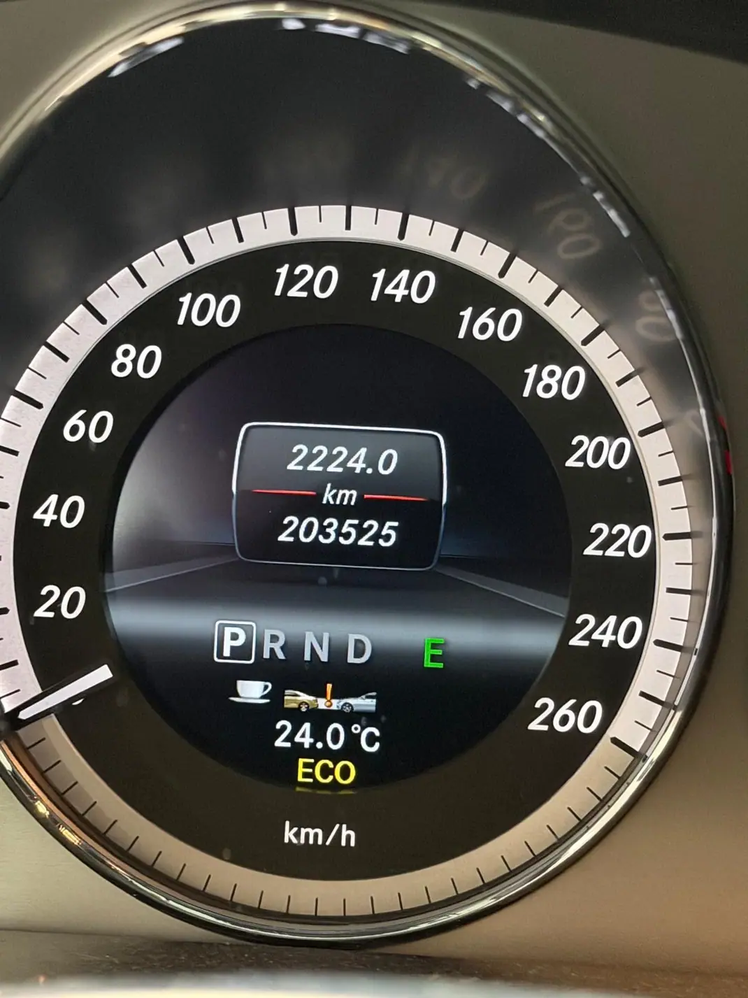 Mercedes-Benz E 250 2013 - 20000 EUR, 203000 km - 203000km - foto 7 de 8