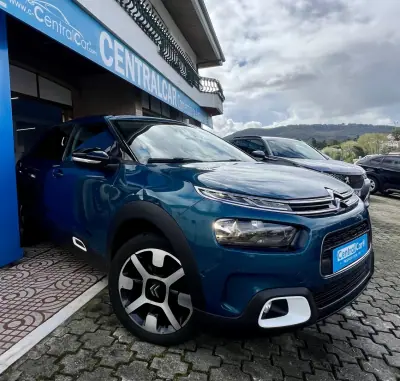 Citroën C4 Cactus 2018 - 13950 EUR, 127000 km - AUTO.MOTO.pt - 127000km - foto 2 de 26