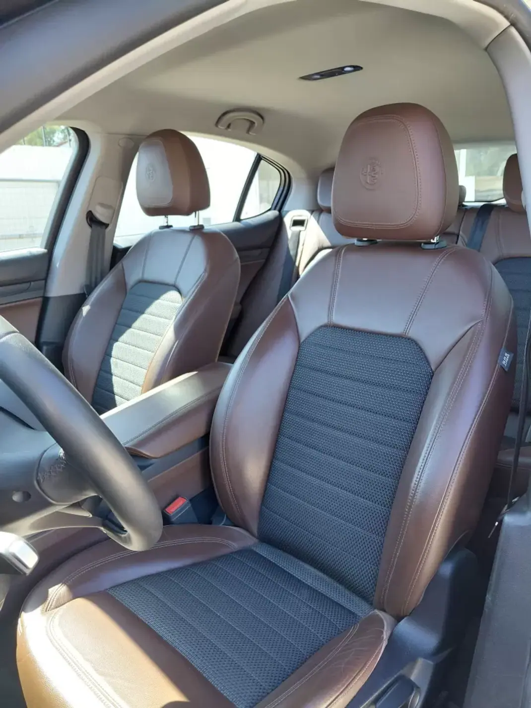 Alfa Romeo Stelvio 2018 - 24900 EUR, 160000 km - 160000km - foto 4 de 14